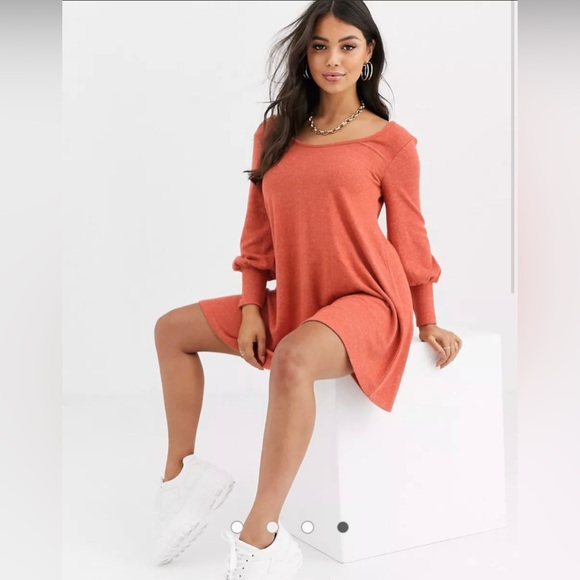 ASOS DESIGN Petite long sleeve super soft mini smock dress - Picture 4 of 4